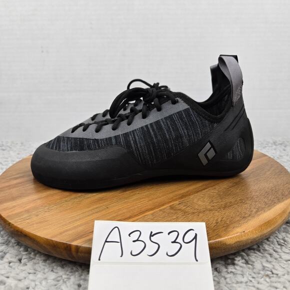 Black Diamond Mens 9 Momentum Lace Climbing Shoe Black Gray Athletic Performance - Picture 1 of 14